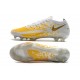 Bota de Futbol Nike Phantom GT Elite FG - Blanco Oro